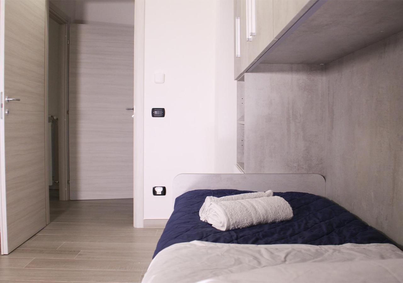 Apartment Ospedale Del Mare - Wi-fi Gratis E Parcheggio Gratuito